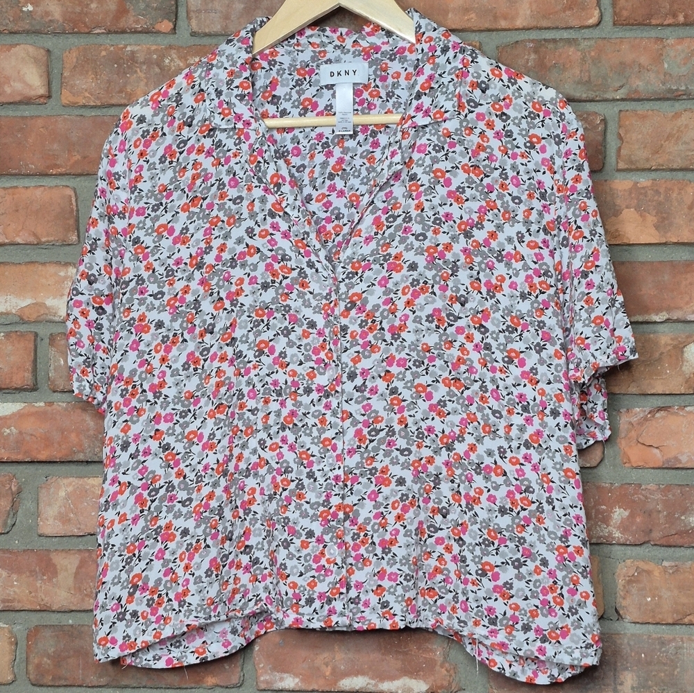 DKNY Floral Button Shirt XL Lightweight Rayon Blouse Soft Drapey Spring Summer - Picture 2 of 7